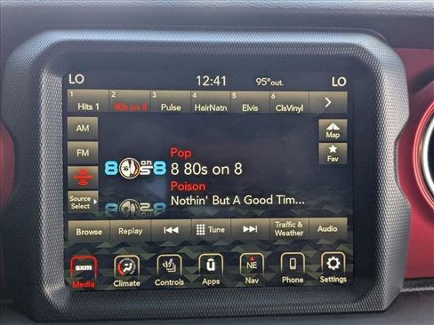 Used 2022 Jeep Wrangler Rubicon w/ Steel Bumper Group image 15