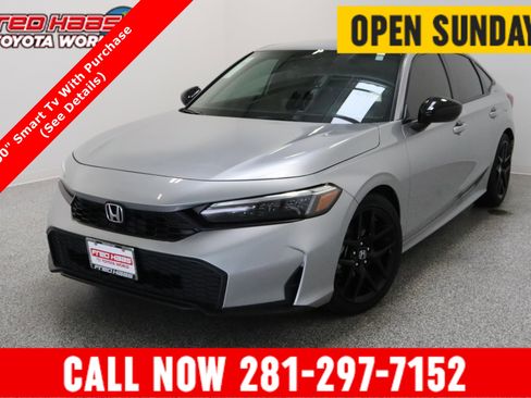 Used 2025 Honda Civic Sport image 1