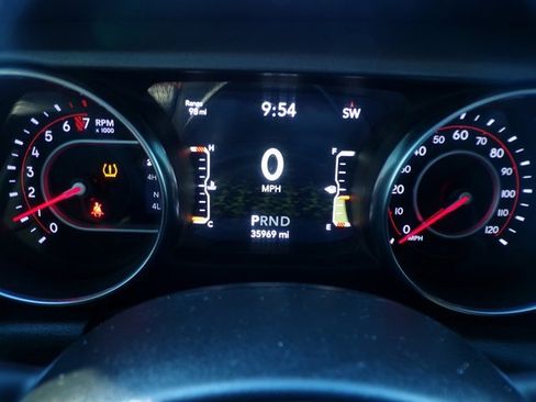 Used 2021 Jeep Gladiator Mojave image 15