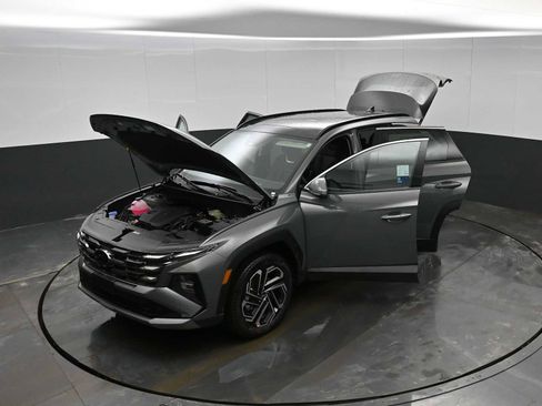 New 2026 Hyundai Tucson Limited image 40