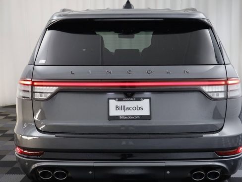 Used 2025 Lincoln Aviator Black Label w/ Jet Appearance Package image 18
