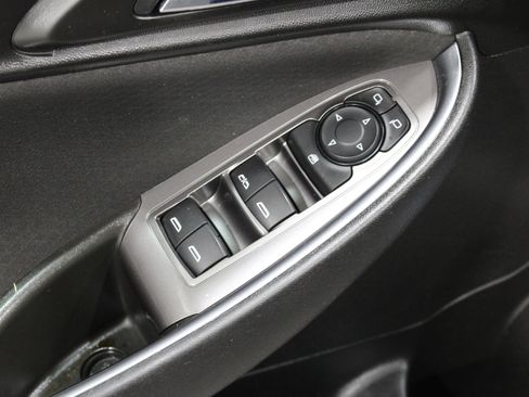 Used 2020 Chevrolet Malibu LT FWD image 7