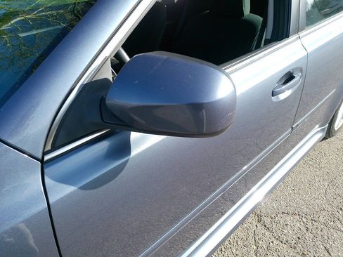 Used 2013 Subaru Legacy 2.5i Premium image 16