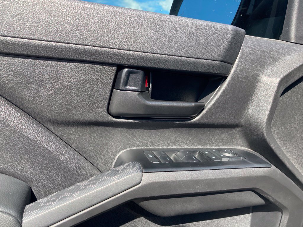Used 2025 Toyota Tacoma SR5 RWD image 13