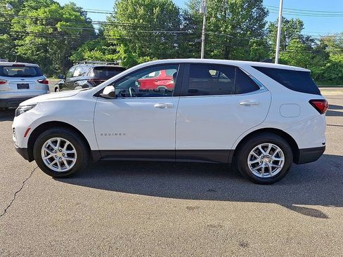 Used 2023 Chevrolet Equinox LT AWD/4WD image 4