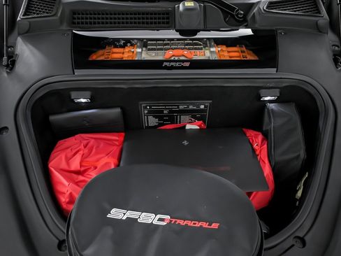 Used 2021 Ferrari SF90 Stradale image 22