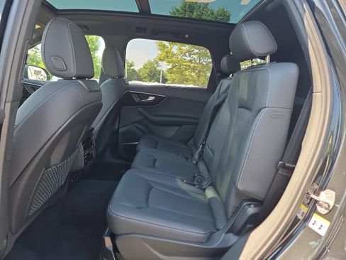 Used 2025 Audi Q7 3.0T Premium Plus w/ Premium Plus Package image 25