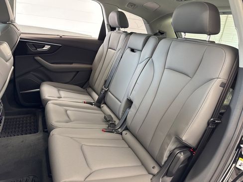 New 2025 Audi Q7 3.0T Premium Plus image 43