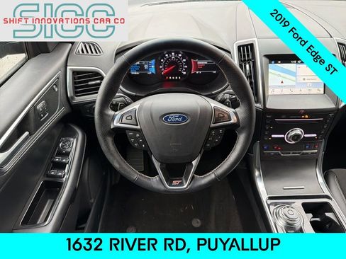 Used 2019 Ford Edge ST w/ Equipment Group 401A image 14