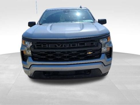 Used 2023 Chevrolet Silverado 1500 Custom AWD/4WD image 8