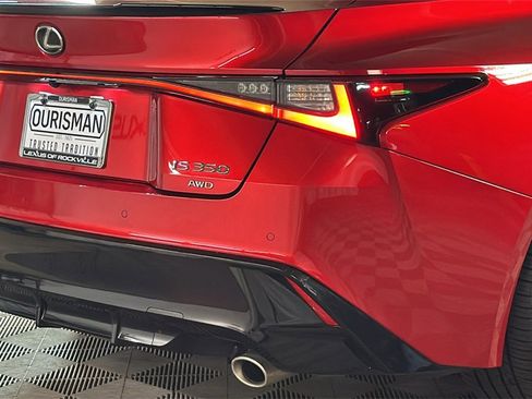 Certified 2024 Lexus IS 350 F Sport image 9