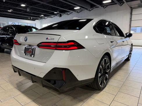 Used 2024 BMW i5 M60 w/ Premium Package AWD/4WD image 4