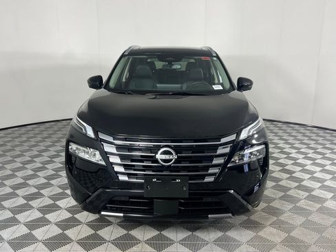 Used 2024 Nissan Rogue Platinum image 11