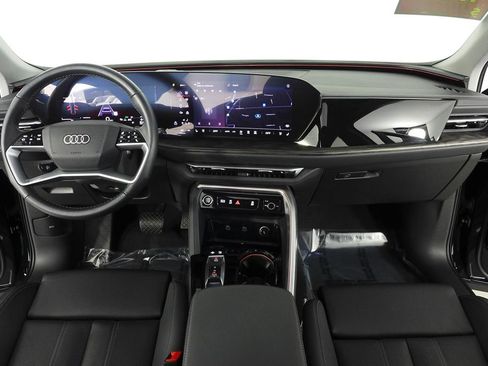 Used 2025 Audi Q5 Premium Plus w/ Premium Plus AWD/4WD image 25