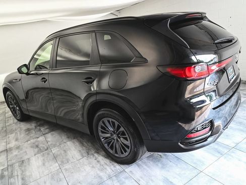 Used 2025 MAZDA CX-70 3.3 Turbo w/ Preferred Package AWD/4WD image 4