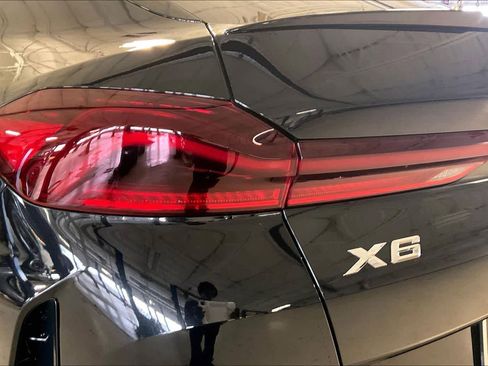 New 2026 BMW X6 xDrive40i w/ Premium Package image 14