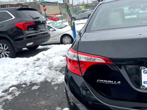 Used 2016 Toyota Corolla LE image 8