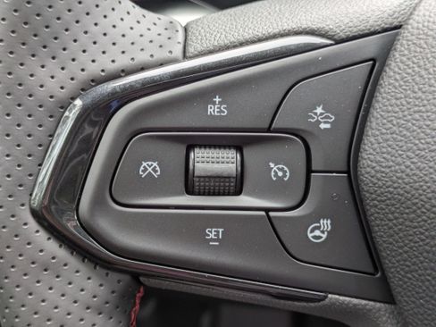 New 2026 Chevrolet Trax RS w/ Sunroof Package FWD image 15