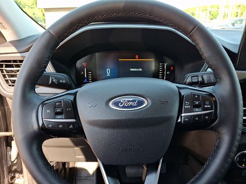 Certified 2023 Ford Escape Active AWD/4WD image 22