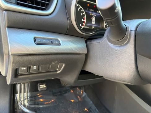 Used 2018 Nissan Maxima 3.5 S image 18