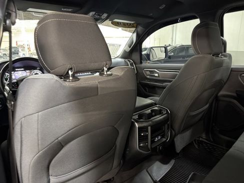Used 2020 RAM 1500 Big Horn AWD/4WD image 19