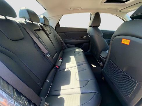 New 2026 Hyundai Elantra Limited FWD image 29
