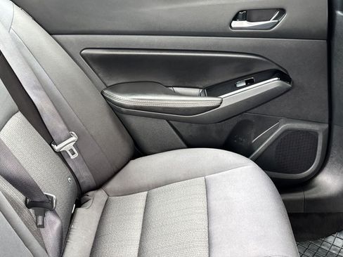Used 2021 Nissan Altima 2.5 SV FWD image 11