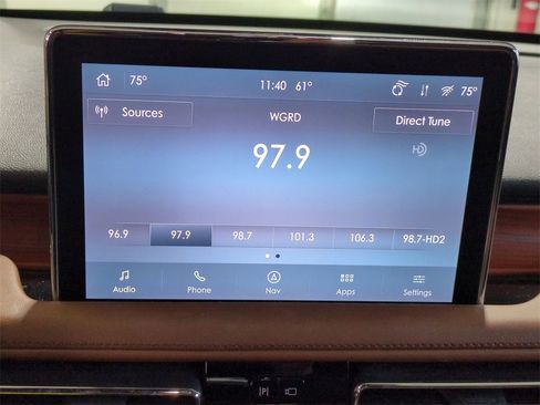 Certified 2023 Lincoln Aviator Reserve w/ Equipment Group 201A image 24