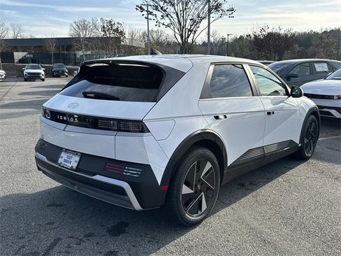 New 2026 Hyundai Ioniq 5 SEL image 7