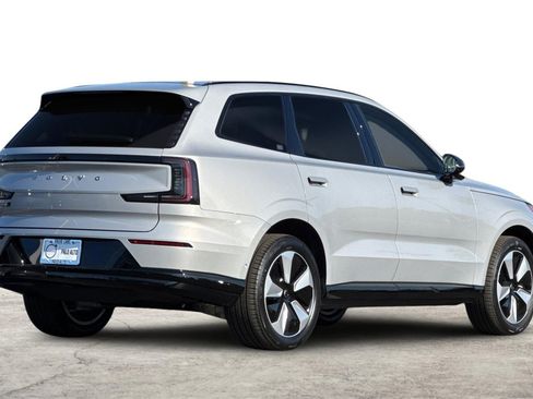 New 2025 Volvo EX90 Plus w/ Protection Package Premier image 2