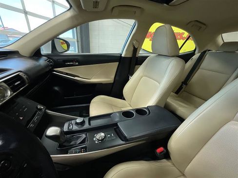 Used 2015 Lexus IS 250 image 12