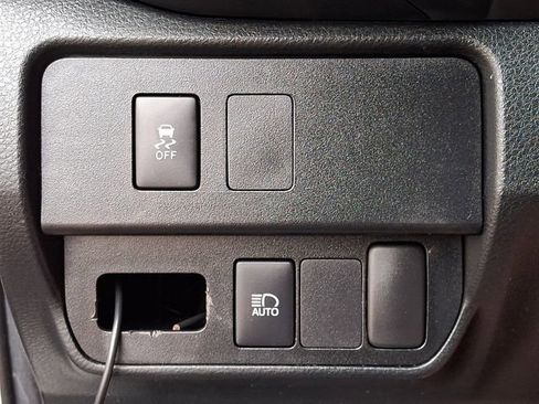Certified 2022 Toyota Tacoma SR AWD/4WD image 24