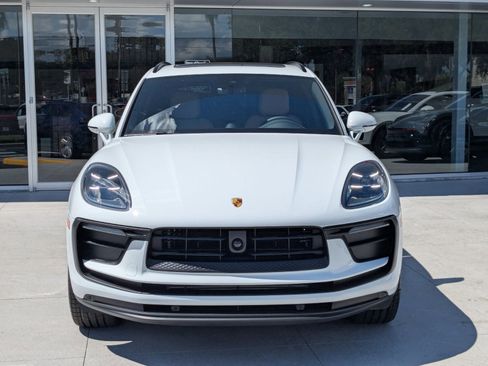 New 2026 Porsche Macan AWD/4WD image 6