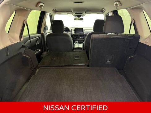 Certified 2025 Nissan Rogue SV AWD/4WD image 38