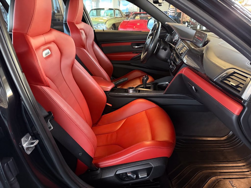 Used 2016 BMW M3 RWD image 13