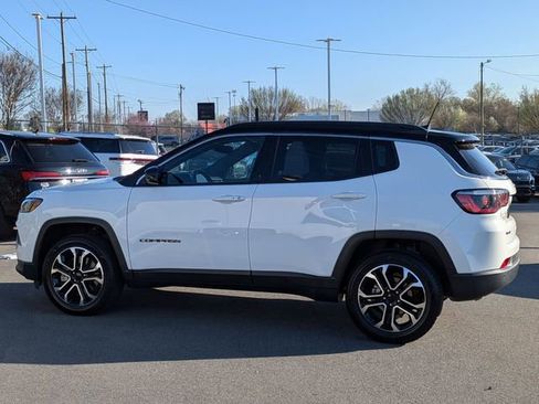 Used 2024 Jeep Compass Limited image 6