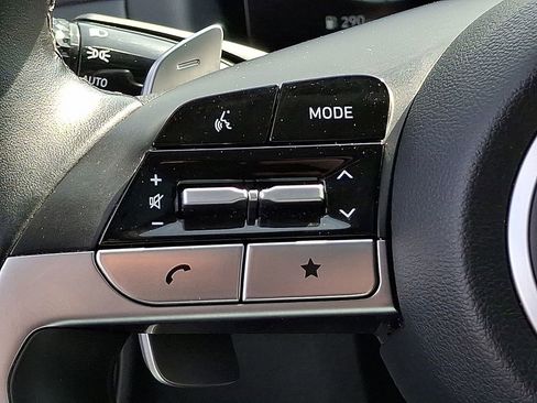 Used 2022 Hyundai Tucson Limited AWD/4WD image 16
