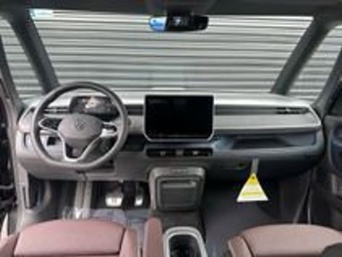 New 2025 Volkswagen ID. Buzz Pro S image 21