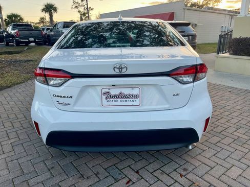 Used 2024 Toyota Corolla LE image 6