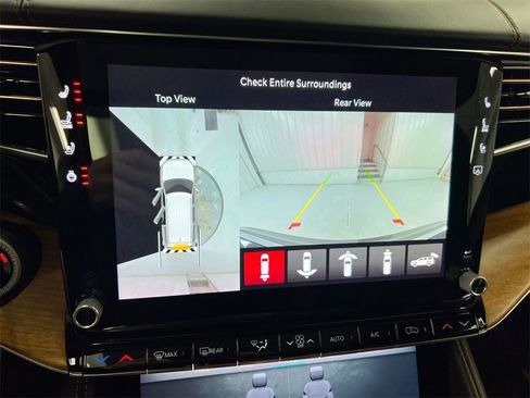 Used 2024 Jeep Grand Wagoneer L Series III image 16