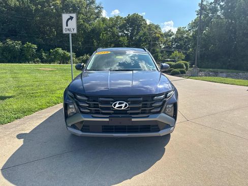 Used 2025 Hyundai Tucson SEL FWD image 2