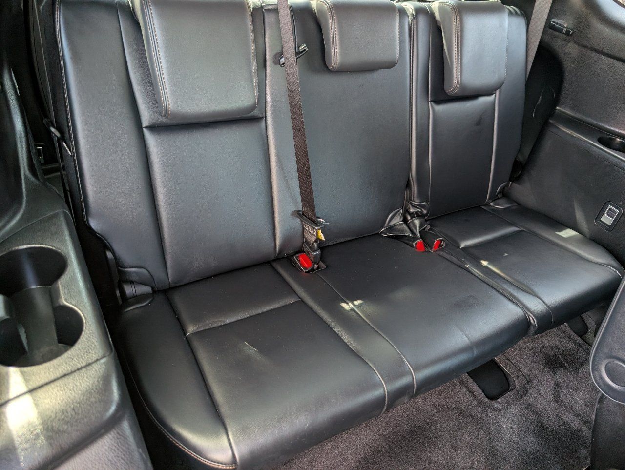 Used 2015 Toyota Highlander XLE AWD/4WD image 6