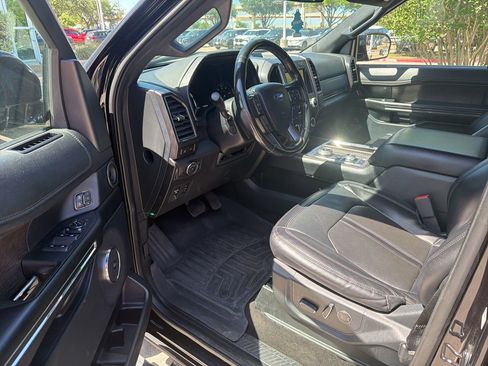 Used 2021 Ford Expedition Max Limited AWD/4WD image 6