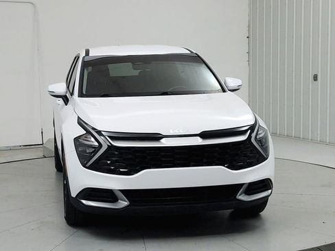 Used 2023 Kia Sportage EX image 2