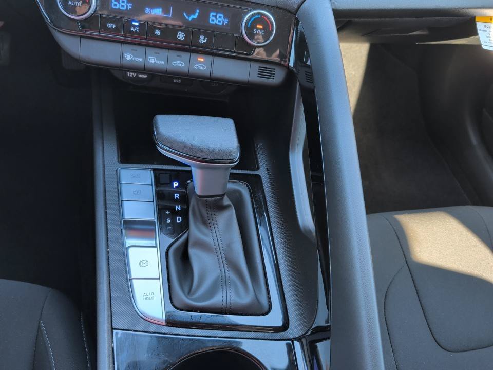 Used 2026 Hyundai Elantra Hybrid FWD image 20