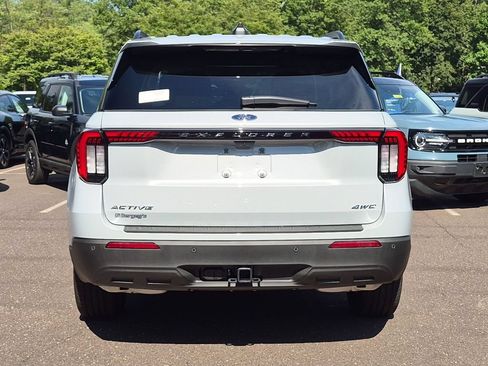 New 2026 Ford Explorer Active AWD/4WD image 8
