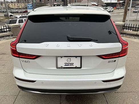 New 2026 Volvo V60 B5 Cross Country Plus w/ Climate Package image 9