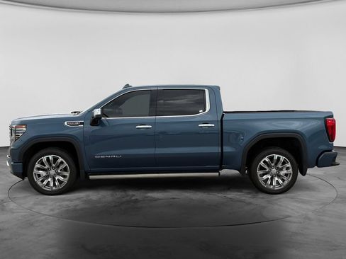 Used 2025 GMC Sierra 1500 Denali AWD/4WD image 6