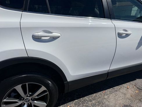 Used 2018 Toyota RAV4 XLE w/ Plus Extra Value Package FWD image 5