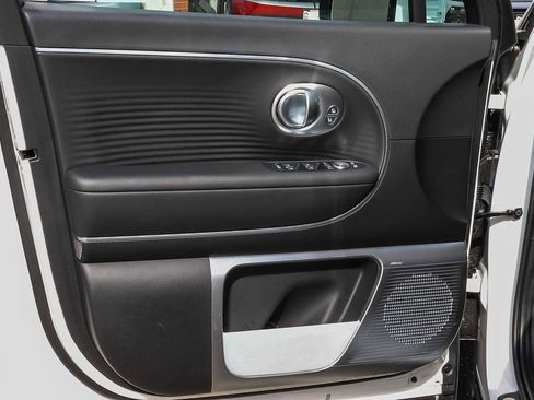 New 2026 Hyundai Ioniq 9 Limited image 24